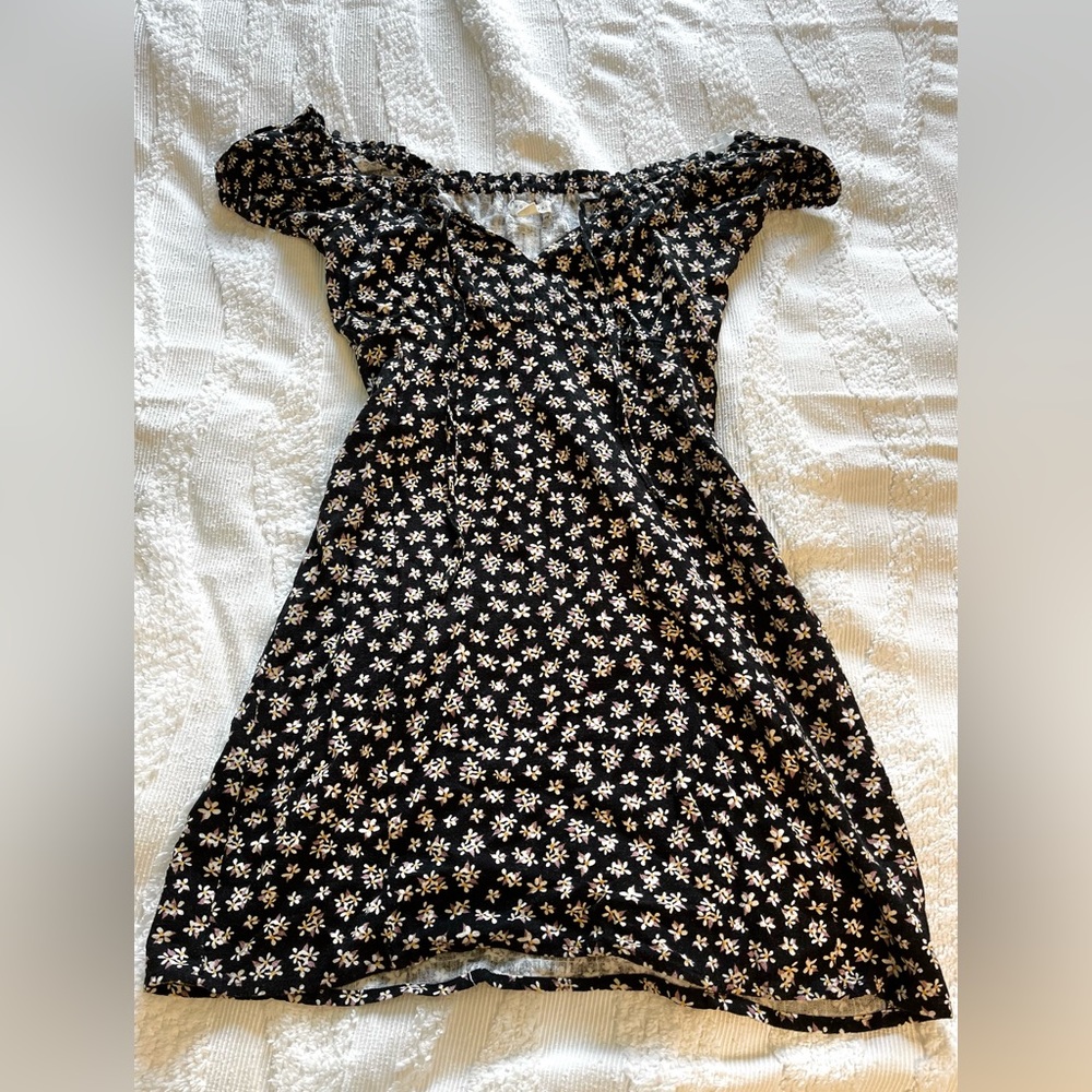 Aeropostale Summer floral dress Size XS perfect condition never worn!